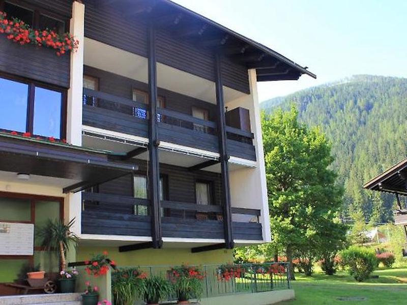 9DBEAC7E8F55184B9D1402A39EEFE1F2