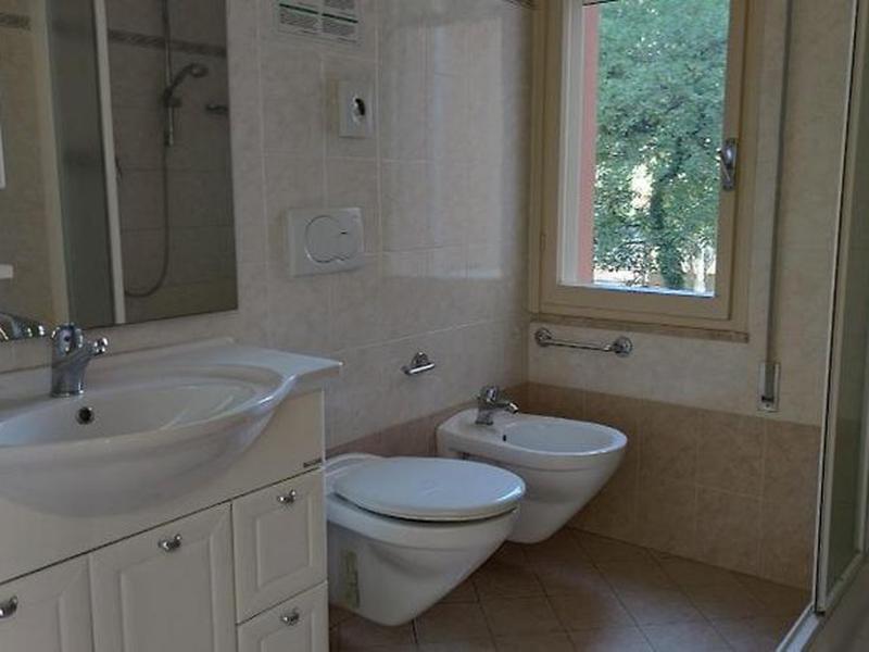 FCF51916ADAC481F07EC7AFE130A49A6