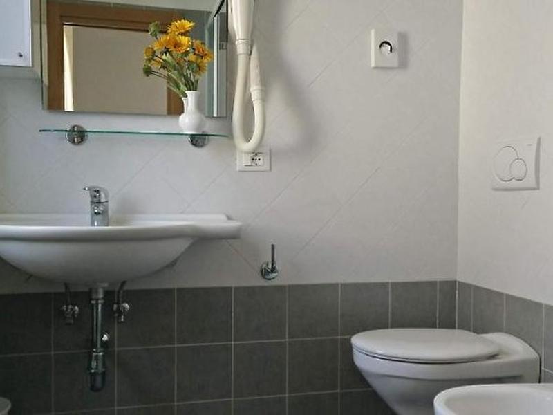 A59E2ED562F4A19C49BC9A135F421AC2