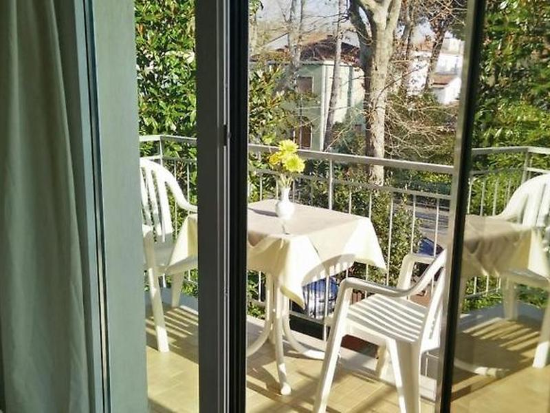 5D4B5EDEE61919DFCA159B8A4E83DA68