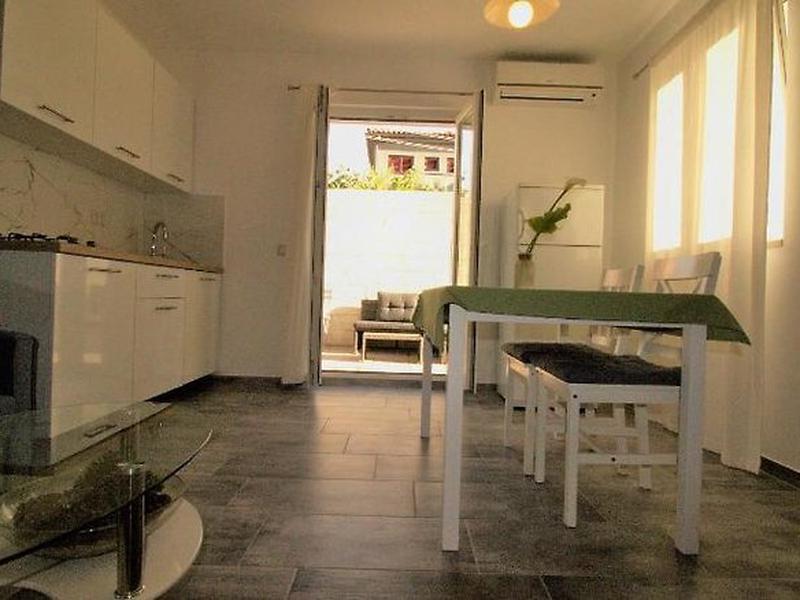 4299357FDC46CF6FB19A7974F408E033