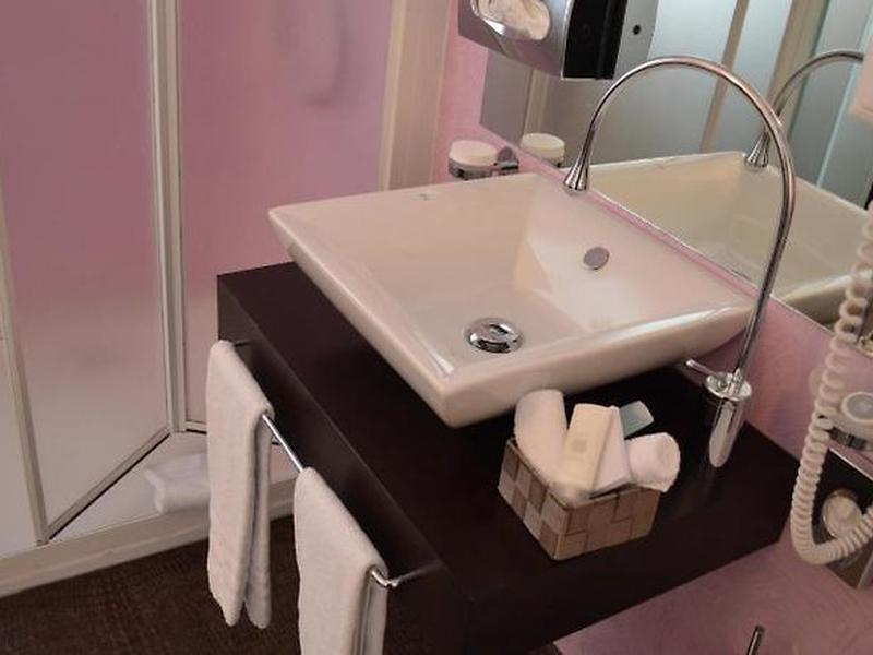 E25C6229BB8DB998BBF3519360AB6F06