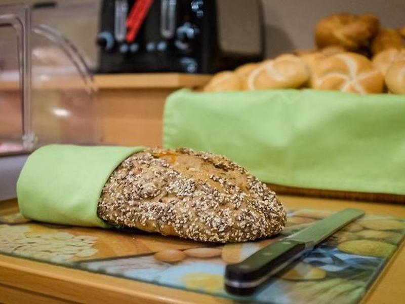 CEAB9DCA9697F31BF7AFB49B2A7F5966