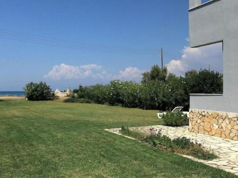 34F07C47B59A67F1889EAF05F6D18F52