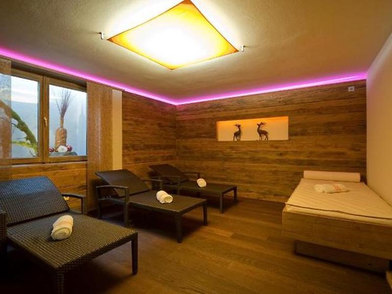 B5FDAF9321F090C237D26EE55299022E