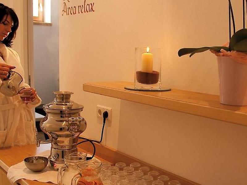 DA8C49F532E280F73B776E0EBF77A815