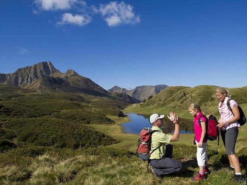 F3F29369C99C855EF7806B15D3E7190D