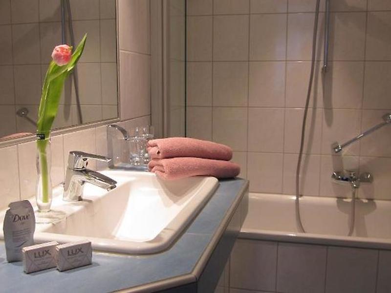 ACCA045013CFB133A2272DFCB0574A2F