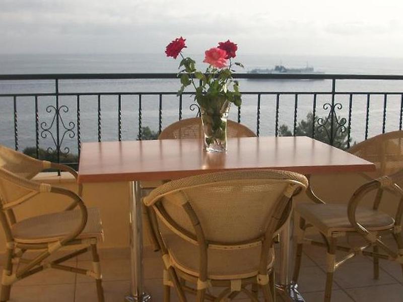 AADE13855FFA8201FEFE5CDEAC954D12