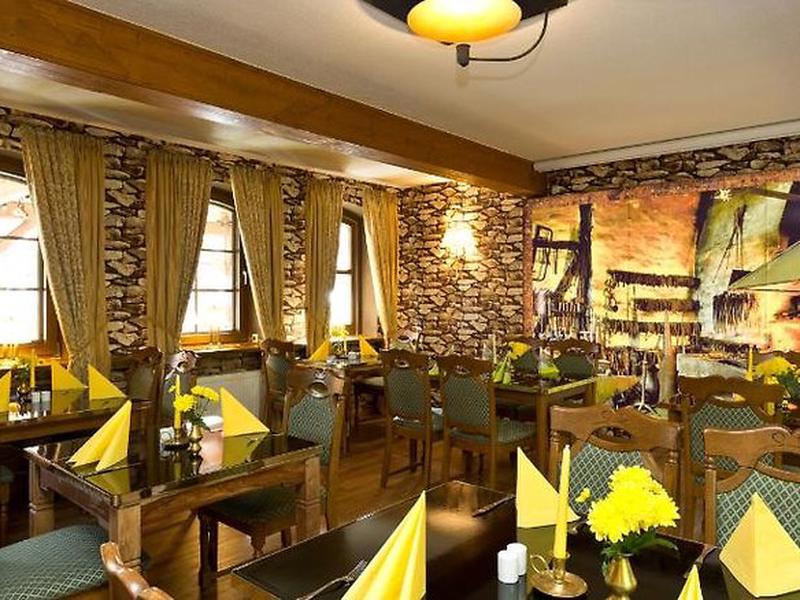 DCE121E5B6434C58E64769BC28E40D3E