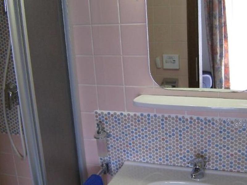 E56D00B0027C702EAA1B04A43A68C171