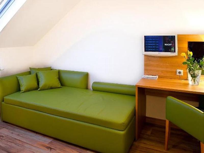 192B348775593DD964C589C0B4328FCA