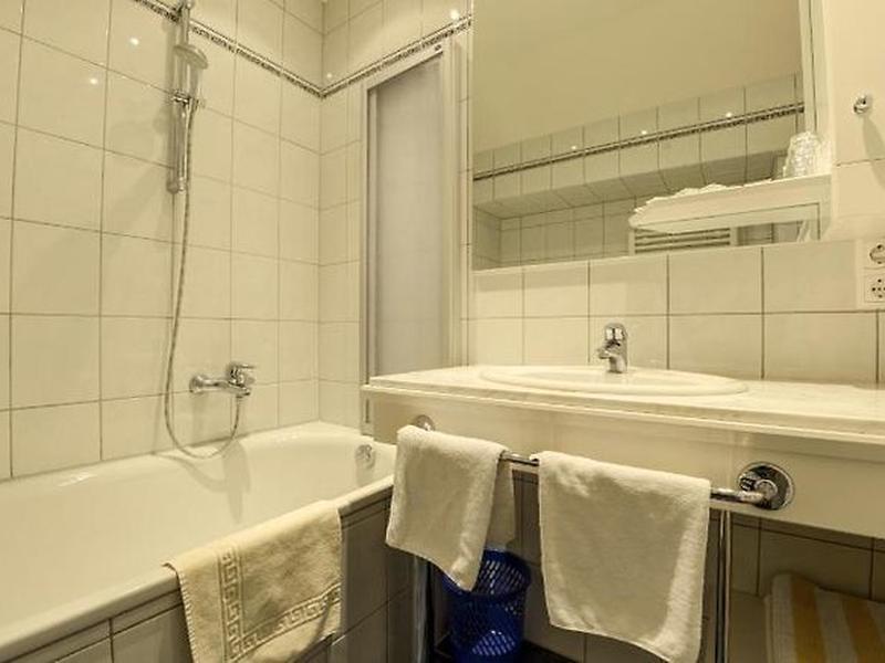 7A034A26DE1DB8385B6F786EB4064671