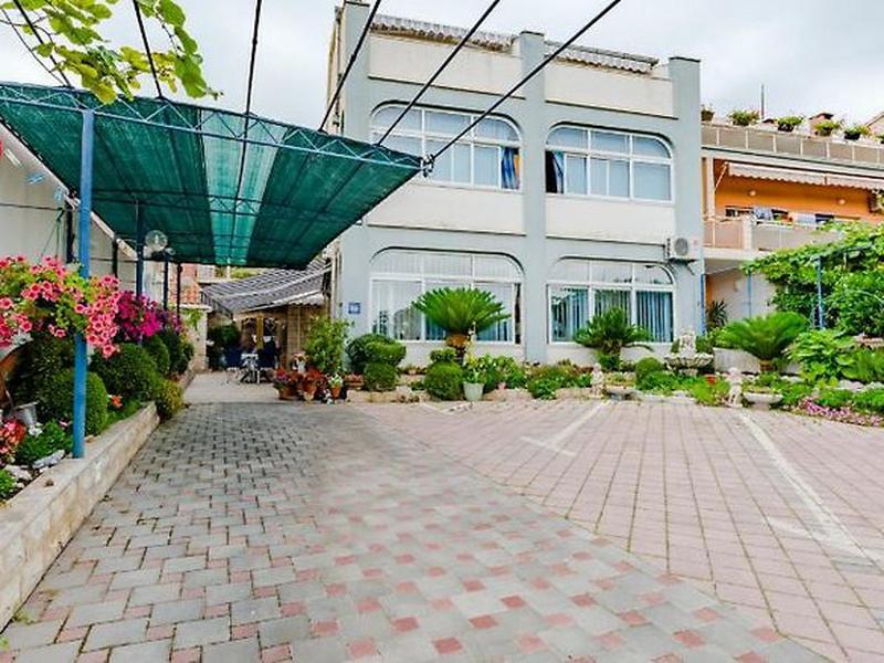 CD73FE8364016D052ED6CA2B2C754A96