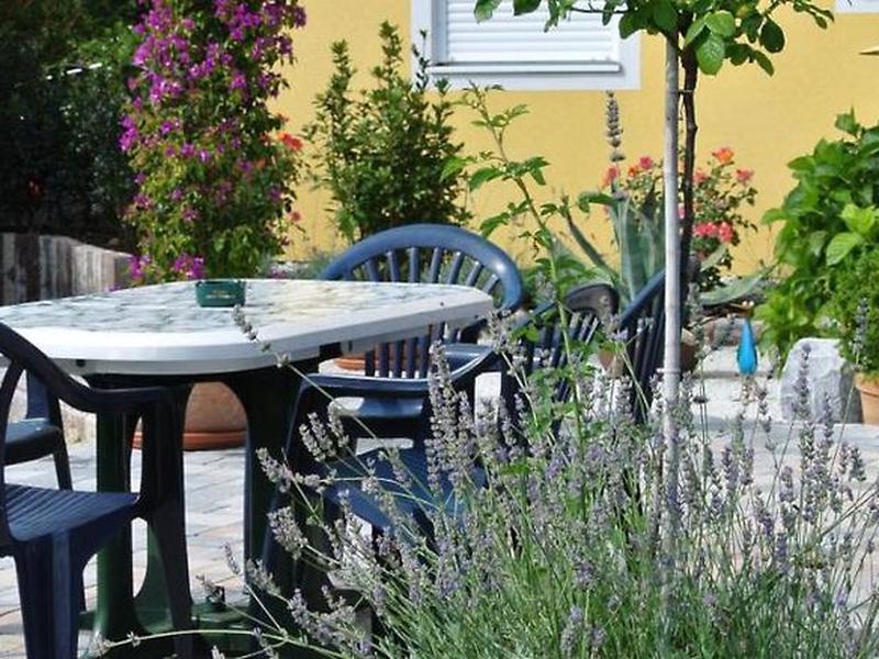 EED531FCDD7C4E4E4D3B617919A32CF3