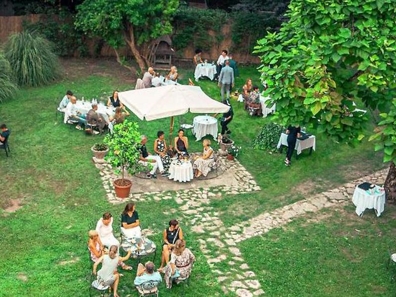 F364F6B8C79BD306BFFC67810BC25D0E