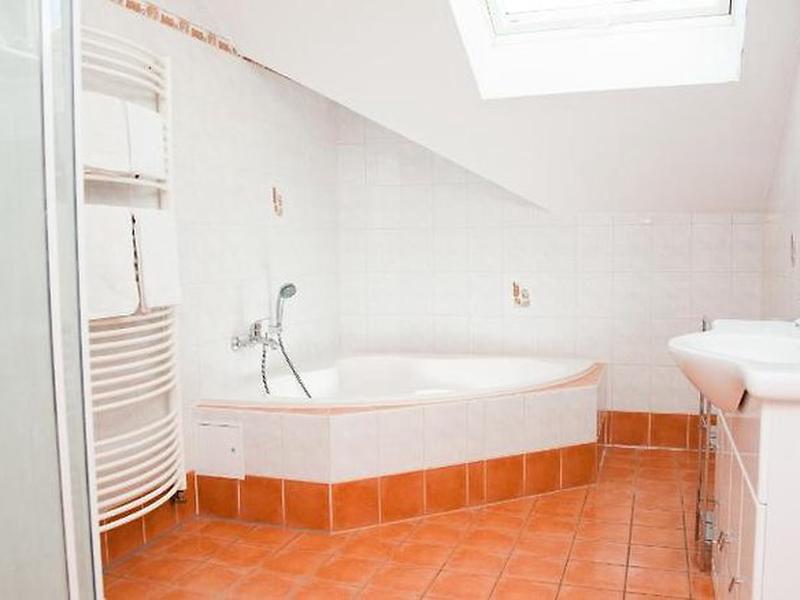 8A17E070FFBECED5D81557FBBE269CFB