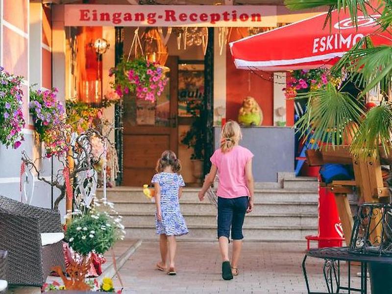 3AABB15A5ED08522B967EEB6A25CE65D