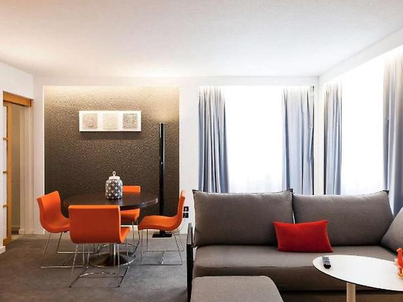 73AE48D4E5E505D1BF9CA39A2E0D780F