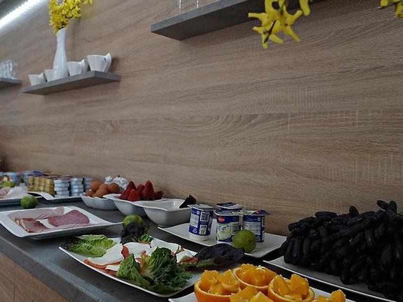 F98F5A60843102D32C0040366276B79D