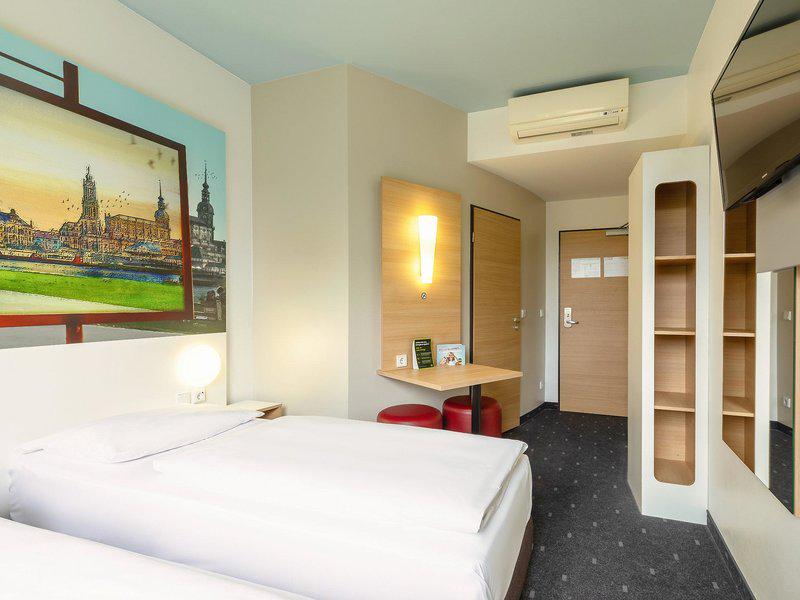 D8E3383E4FBDBBB37277F815E30268DF