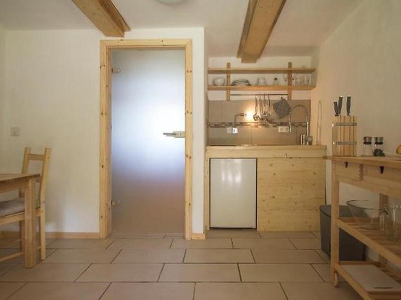 51B7C3ABBBE6FEAB13AE48B02BFBB3A9