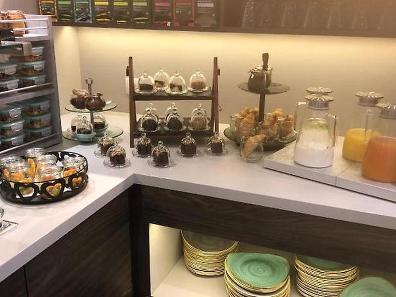 AFDC1C4091015BFC0A0ED729892A649E