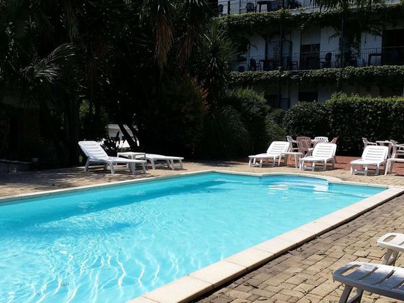 AFC0F24B2488B58CD8D035ADBECEC4AE