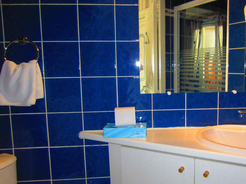 AC76455DD10A6F2FC090653DBF506FCB