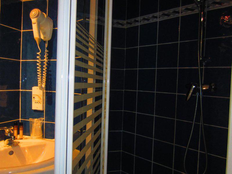 E59DEED108D2D32E6DF309E2665D0FE5