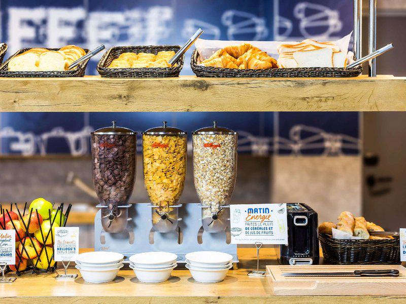 24D8E8F19C9AC3827F48A00C99867327