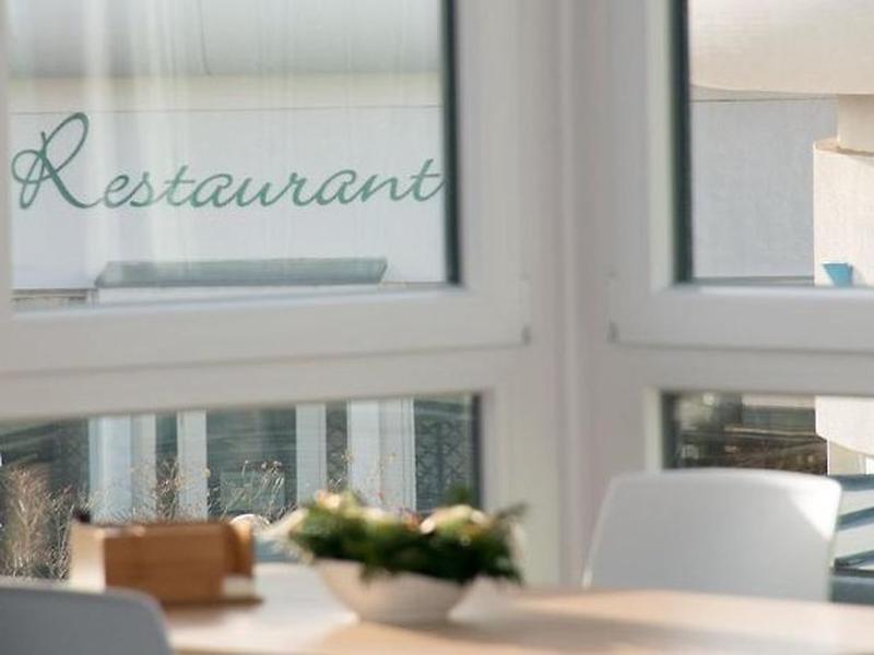 56CF028447D7893527E33C24E4160941