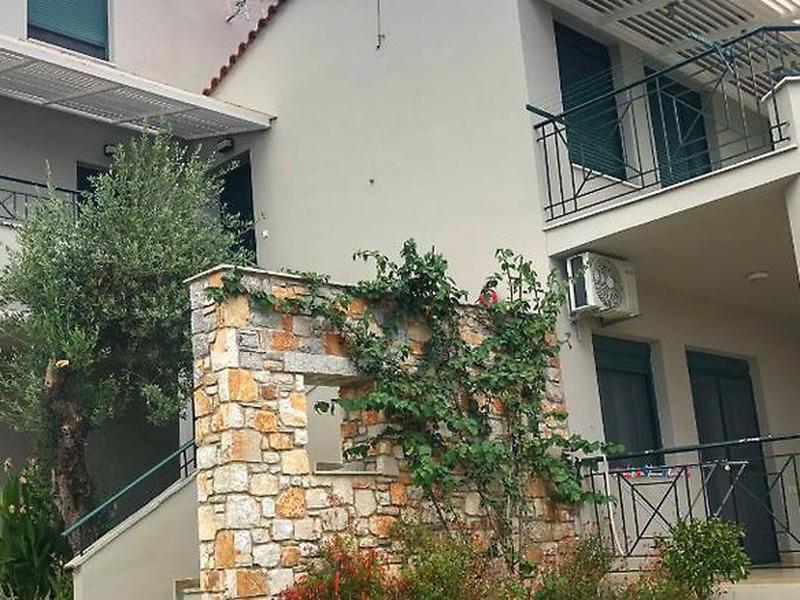 B7CA061F2A02BB95087F0F3E5166856C