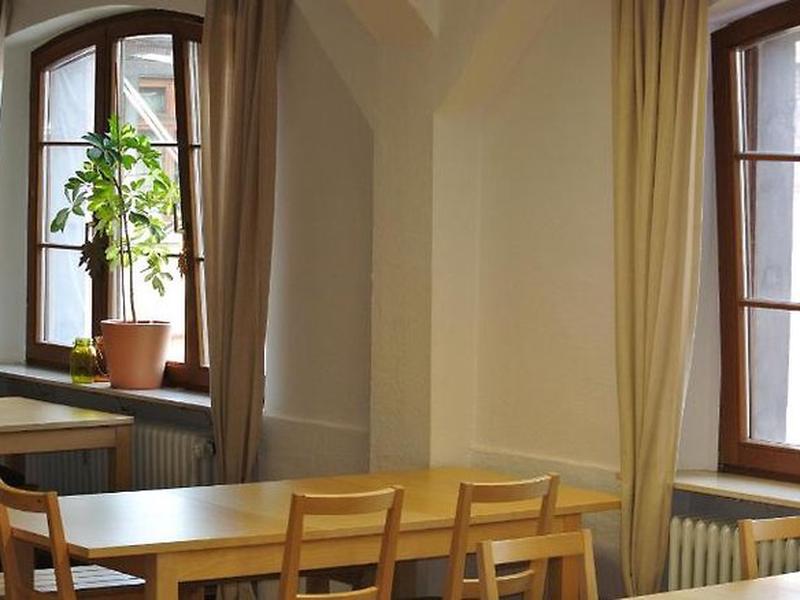 AE314AFDDF78A6483B6C82AE5B58ED63