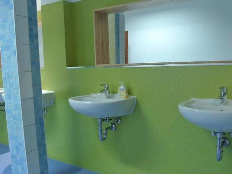 C864B4A26CA910F9D368D8DEAB49342F