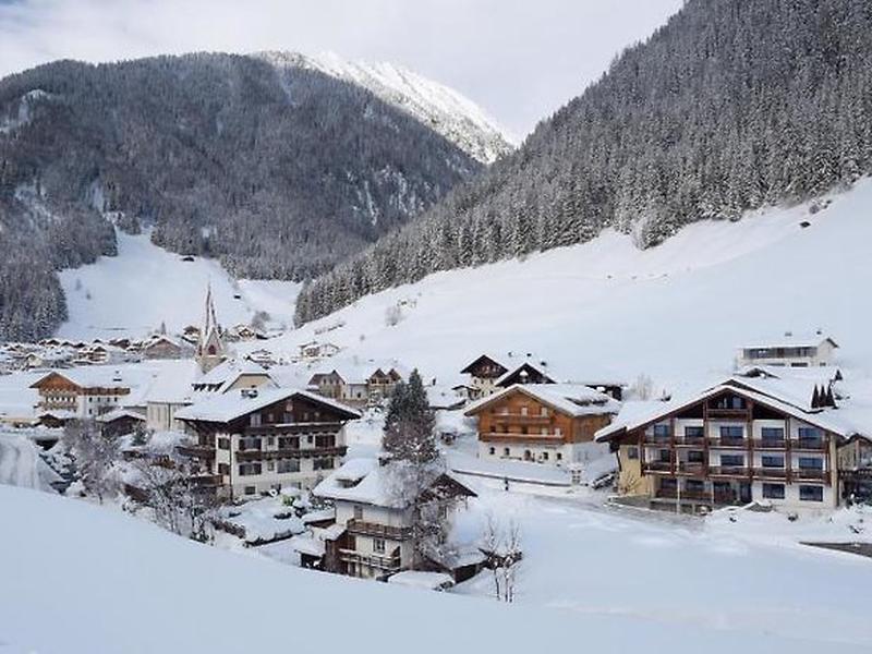 352B52512B244D6EEA19F7273FF8729E