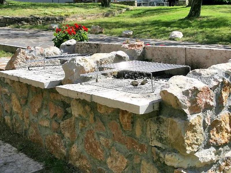 EDC950F63DA6FCFCBCF5A7E7F9000A45