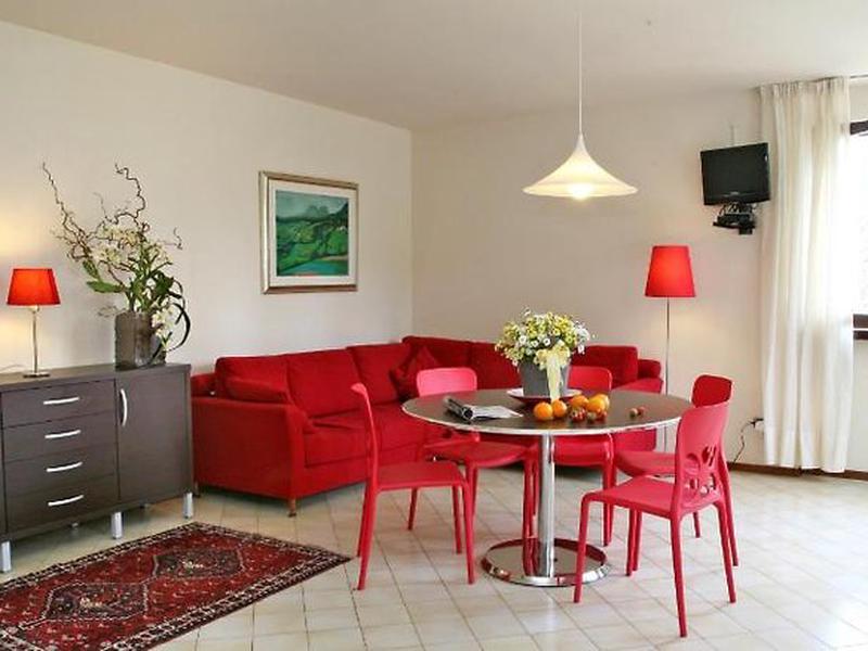 8FA3F19F849EA6AB5DC9C06AB8FC557E