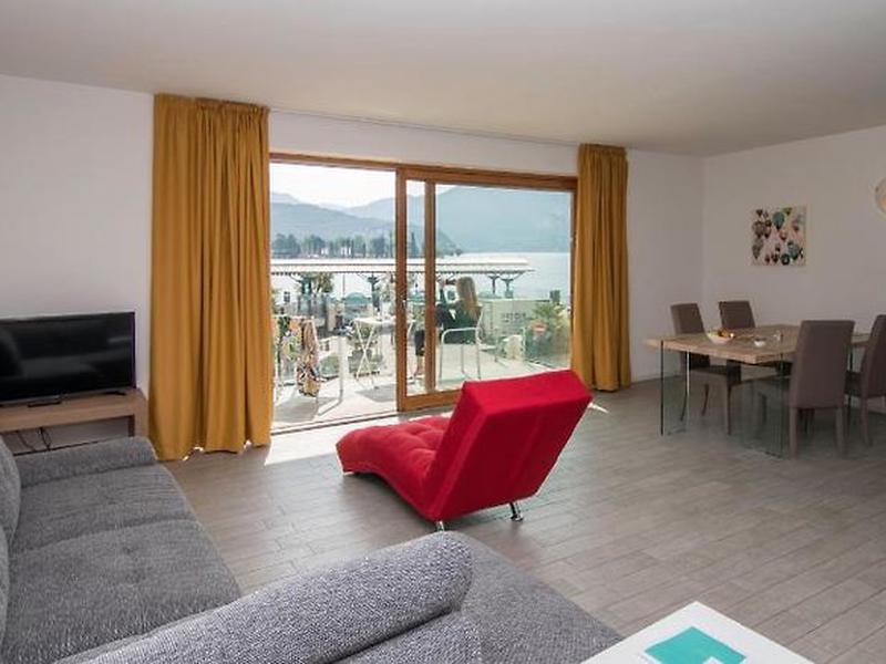 2F102C3F4771E3533B9D6B366234C222