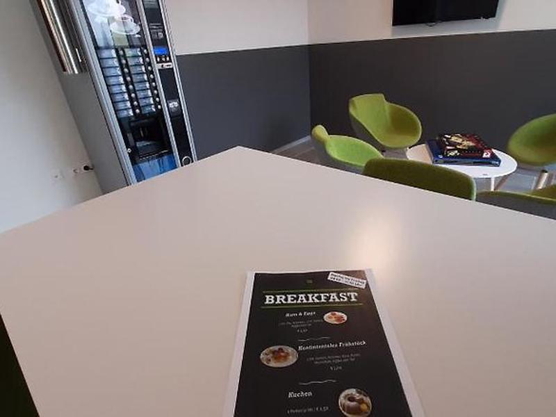 8FA479F927FC2202D44416DA1DD2E1F3