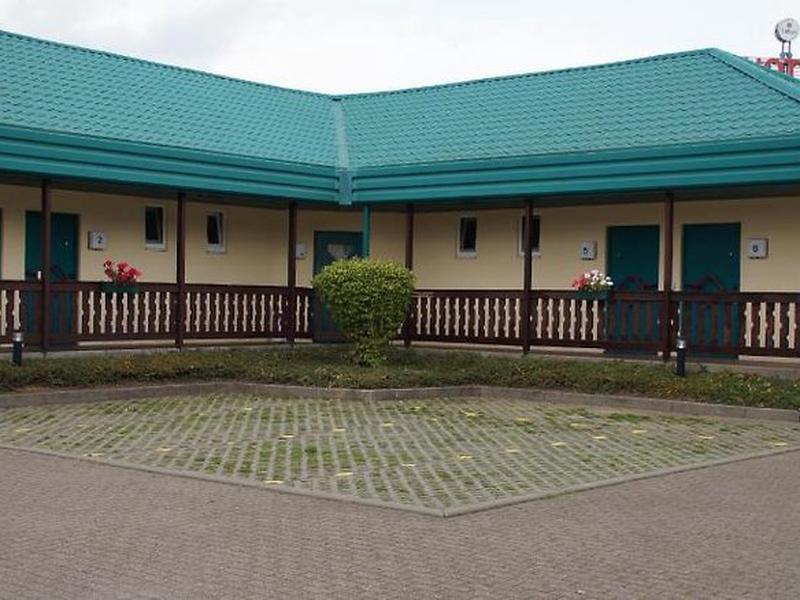 6E28A16FE8F7CEE672E4B4205E93500F