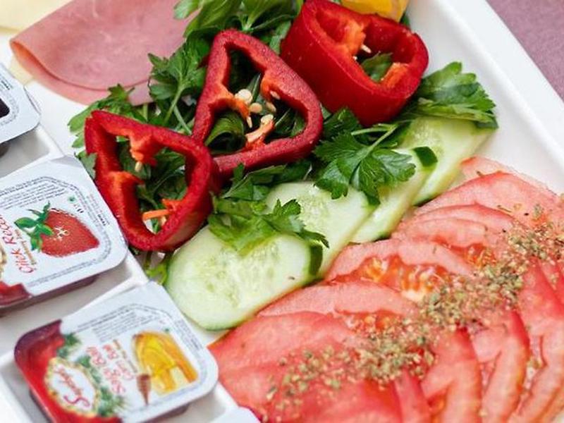 8A5F40399B3084AA049F8D24F353BE7B