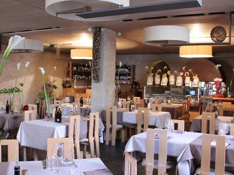 B1EA8EE9FEF5557514AEE28827131459