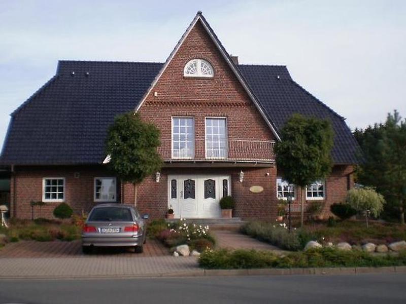 98EDE1F15240AD4C2749992AE88C4752