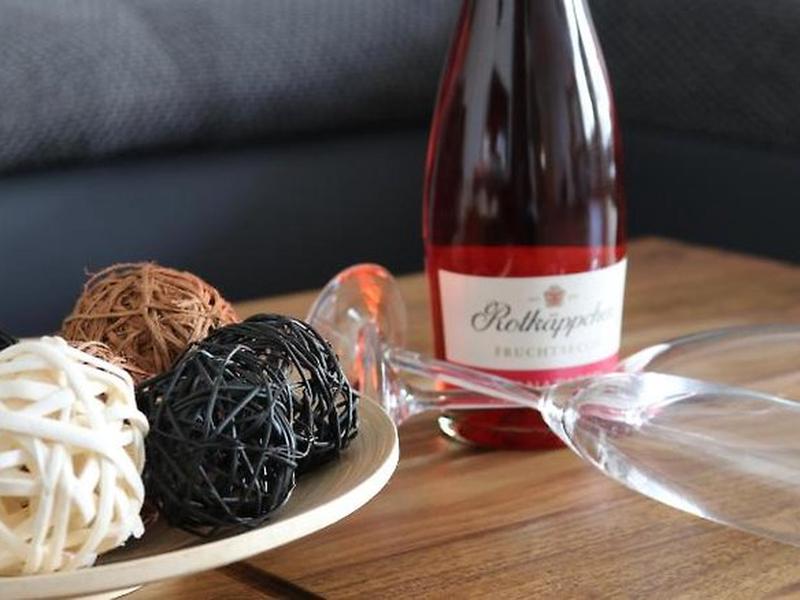 9AA175A2FDFBF9FD821980A666A99902