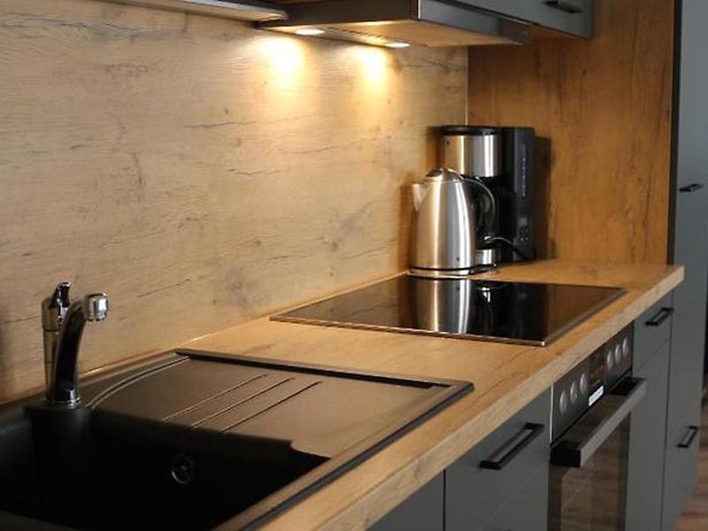 B7824FDB989EFDED50C3767498704CA1