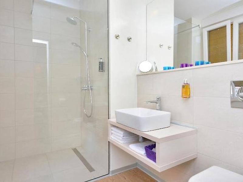 C967E3A1F898DC02529D6354BC3C9070