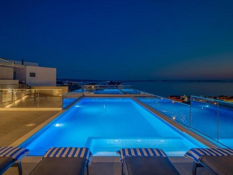 B6EB4DA925CF03F6FD3A87975E6932F1