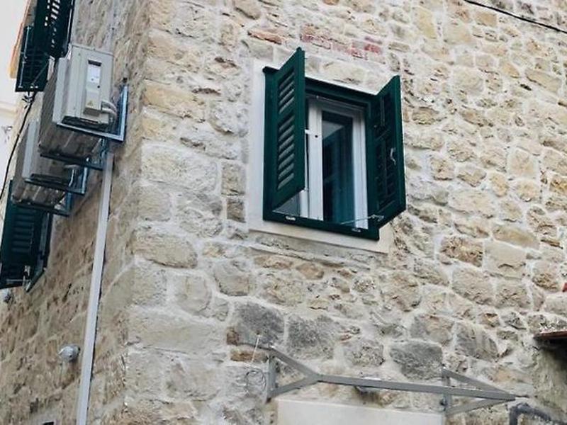 AB2AF02C5A64417C654A93FDB5DE812C