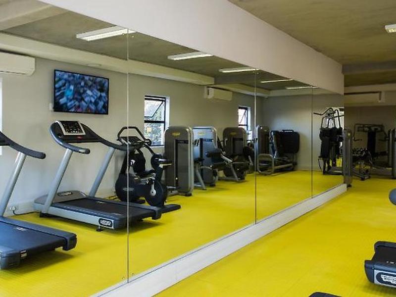 6B4AB94D7BAD7FFB0AED943BB7EB7E22